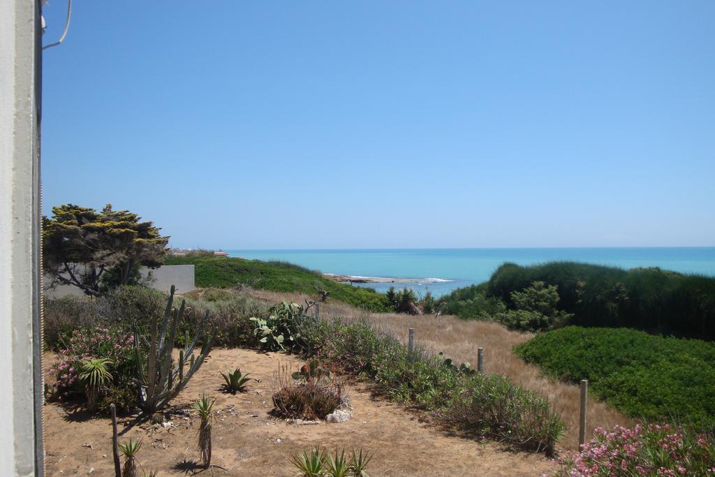 Cala Vigliena Il Sole Negli Occhi Villa Пунта Брачето Екстериор снимка